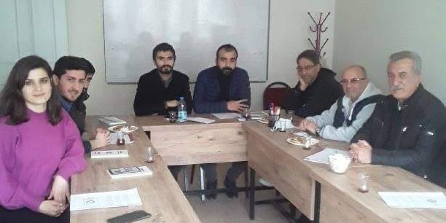 PSK, PAK ve TEVGER ortak heyeti İzmir'de Özgürlük  İçin Hukukçular Derneği'ni ziyaret etti