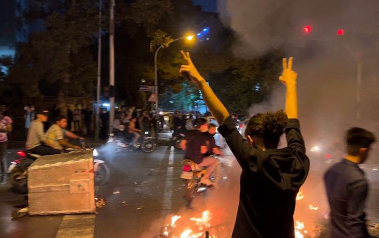 'İran’da öldürülen protestocular gizlice gömülüyor' iddiası