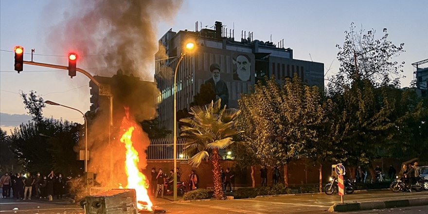 İran’daki protestolarda ölü sayısı 378’e yükseldi