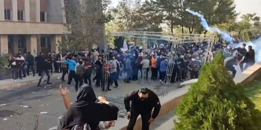 Sistan-Beluçistan'daki protestolarda Doğu Kürdistan’a destek sloganları