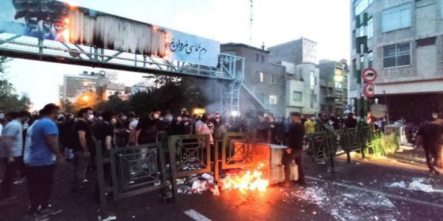 IHR: İran’da ölen protestocu sayısı 481’e yükseldi