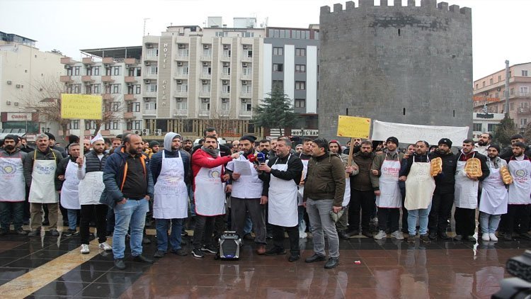 Diyarbakır’daki fırın işçilerinden eylem