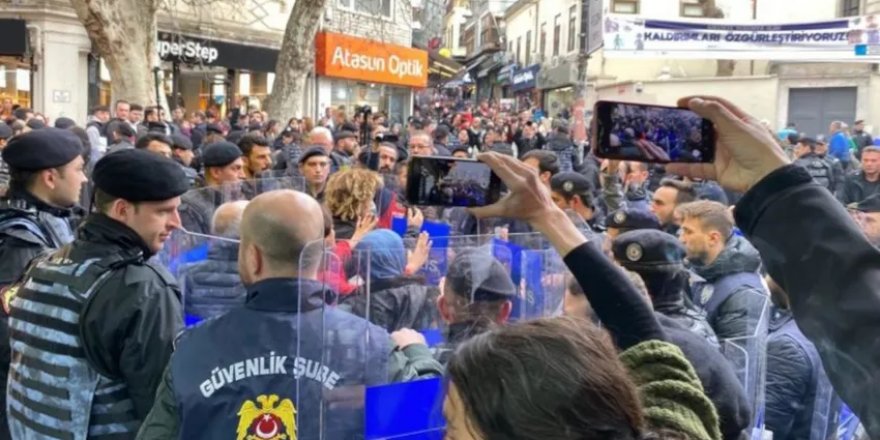 'Deprem değil rantçı düzeniniz öldürdü' eylemine polis saldırısı