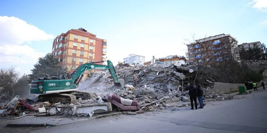 Adli Tıp Uzmanları Derneği: Depremde 2 bin 500 cenazenin kimliği tespit edilemedi