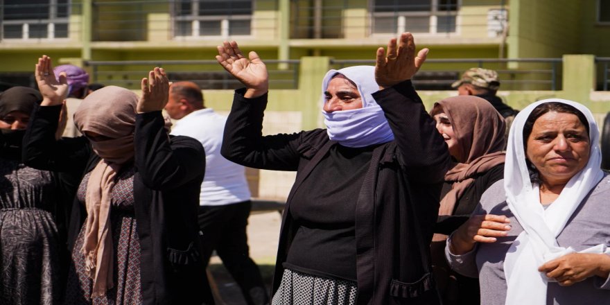 IŞİD'in katlettiği 39 Ezidiye ait cenaze, ailelerine teslim edildi