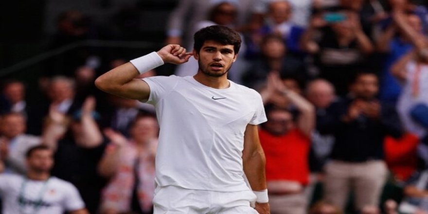 Wimbledon’da devrim: 20 yaşındaki Alcaraz, şampiyon Djokovic’in saltanatını bitirdi