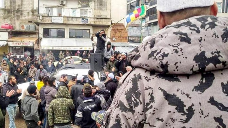 Suriye: Esad karşıtı protestolarda ateş açıldı