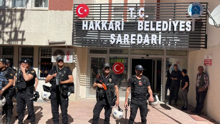 AK Partili vekil: 30 DEM Partili Belediye Başkanı hakkında soruşturma var