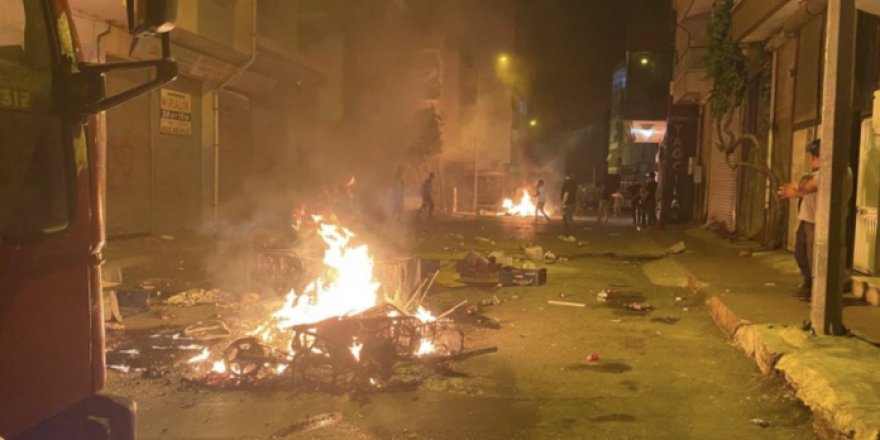 Kayseri’de ırkçı saldırıya uğrayan Suriyeli aile, komşularının şikayetiyle Geri Gönderme Merkezi’ne alındı