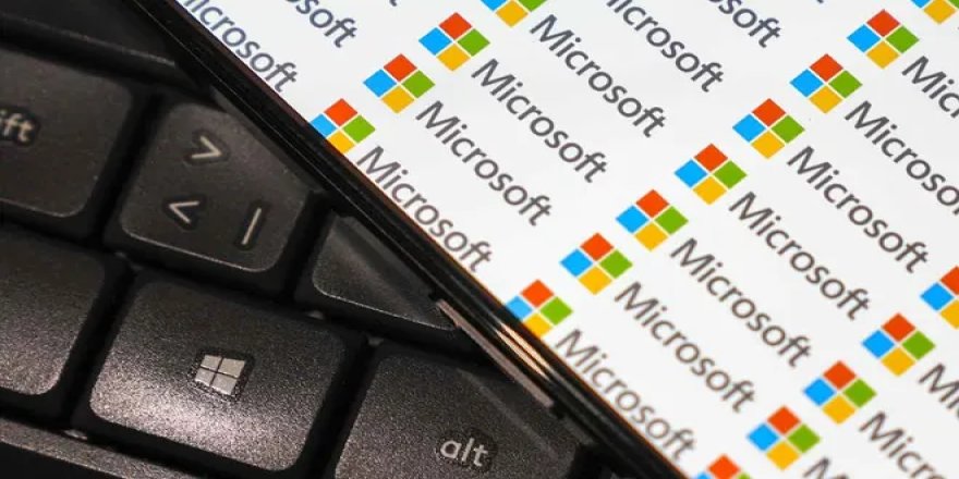 Dünya çapında 'teknik aksaklık' hava trafiğini felç etti: Microsoft'tan açıklama