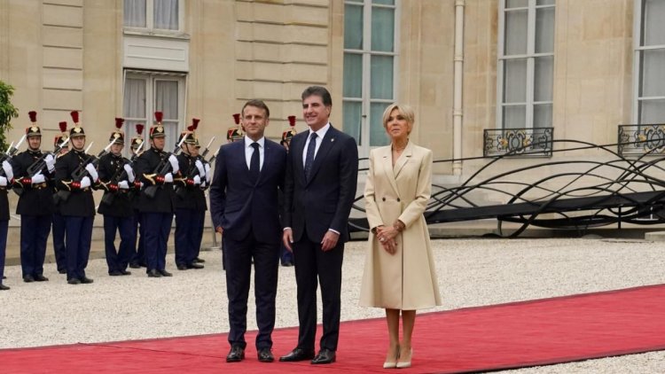 Macron Elysee Sarayında Neçirvan Barzani’yi karşıladı