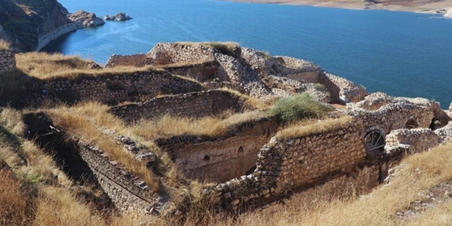 Hasankeyf'teki kazılarda 1600 yıllık askeri yapının kalıntıları bulundu