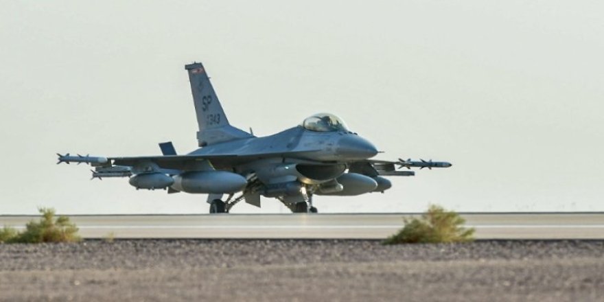 ABD, İran'ın olası yanıt beklentisiyle Orta Doğu'ya F-16'lar konuşlandırdı