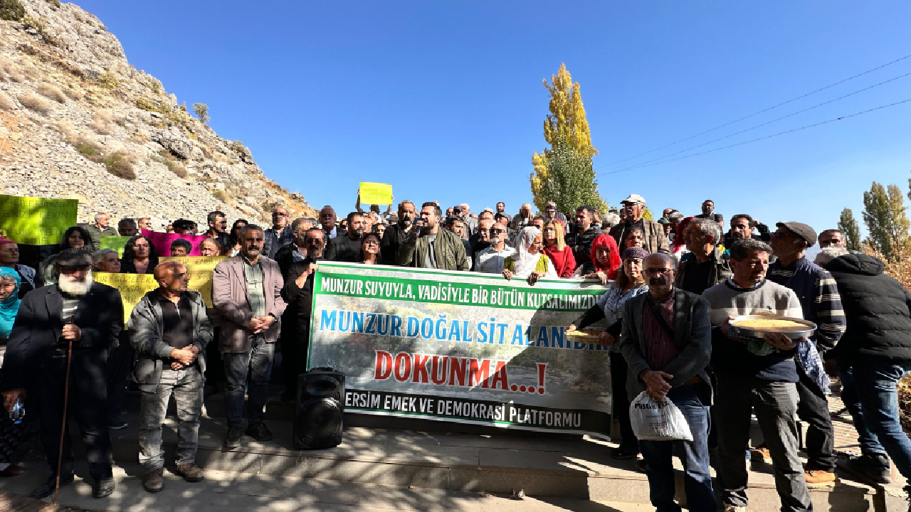 Dersim'de 'koruma' statüsü düşürülen Munzur Gözeleri için eylem