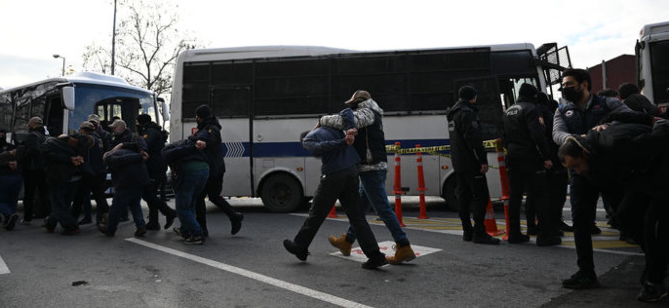 IŞİD finansörleri tahliye edildi: Türkiye'den Suriye'ye milyonluk para trafiği iddianameye yansımıştı