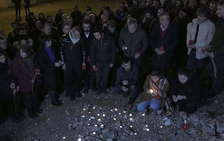 6 Şubat depremlerinde Diyarbakır'da yaşamını yitirenler anıldı