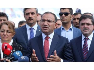 Bozdağ'dan Kürtlüğü üzerinden yüklenen Bahçeli'ye: Korkum yok