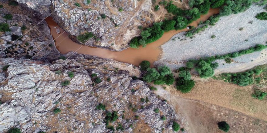 DOĞA HARİKASINDAN ÇAMUR DERYASINA