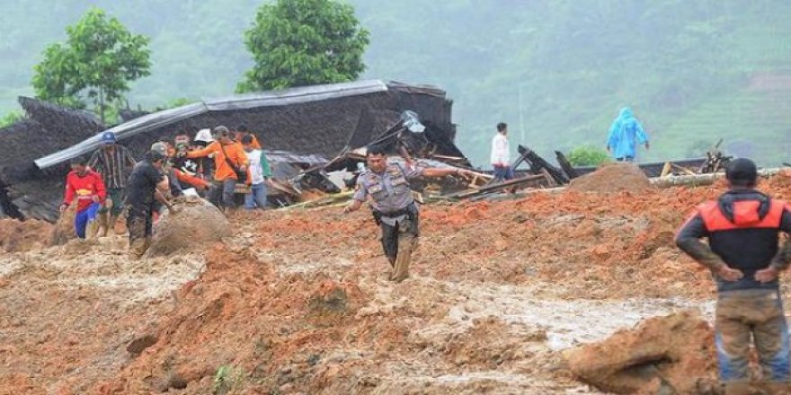 Çin’de sel faciası: 61 ölü